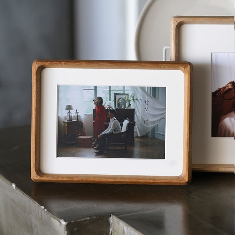Desk top photo frame