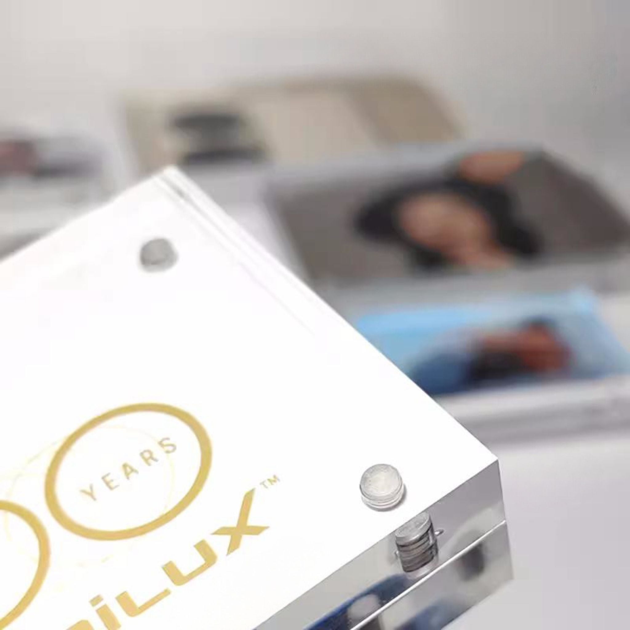 Magnetic Acrylic Picture Frame – Straight Corner | 8mm Thick Clear Display | Premium Double-Sided Photo Holder