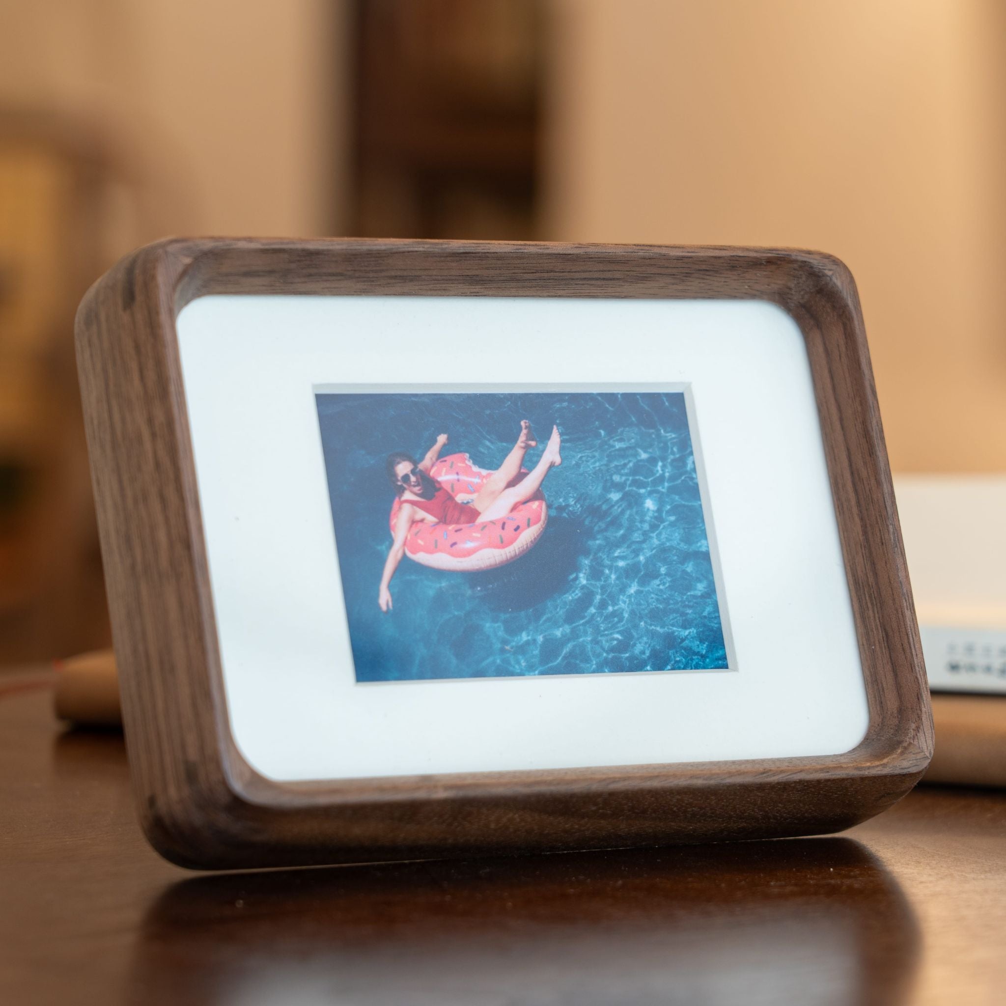 Tenon Series Mini Picture Frame – Black Walnut | Mortise & Tenon Solid Wood